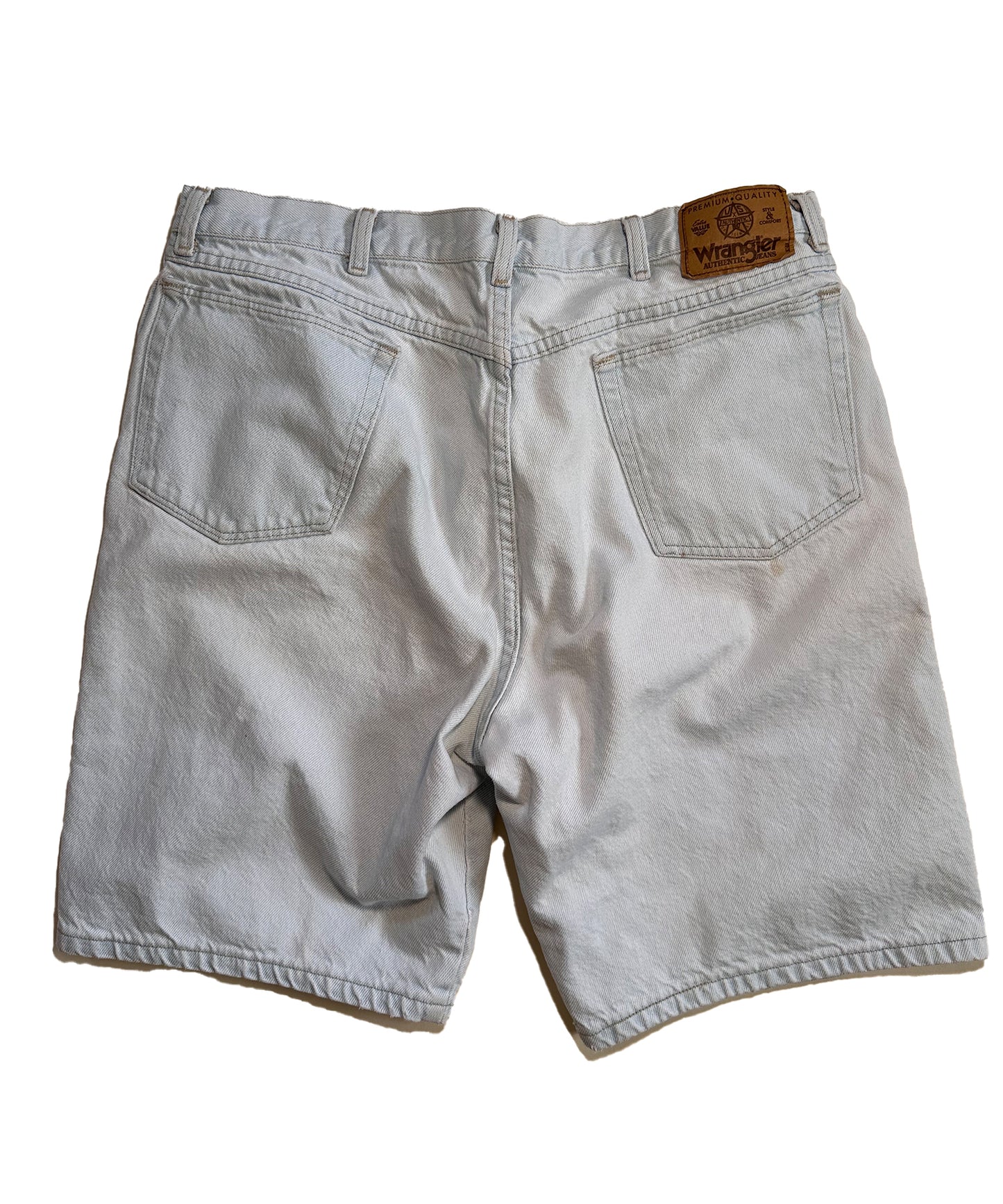 Wrangler Light Wash Jorts (38)