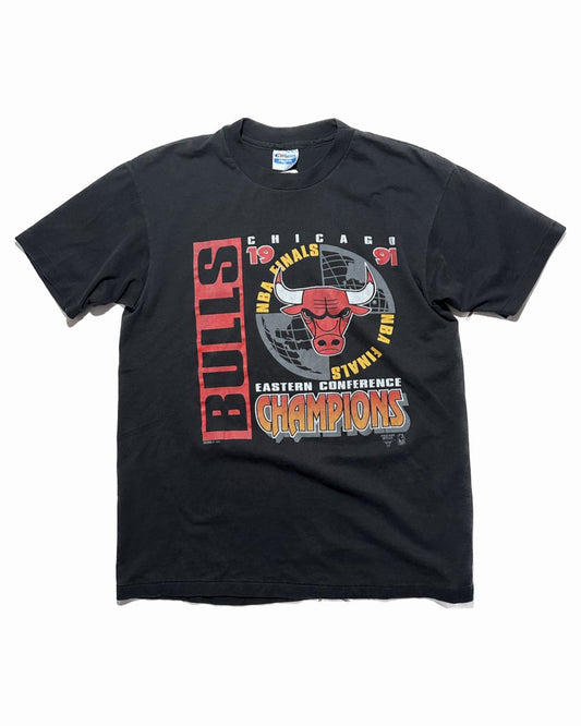 Vintage Chicago Bulls Tee (Large)